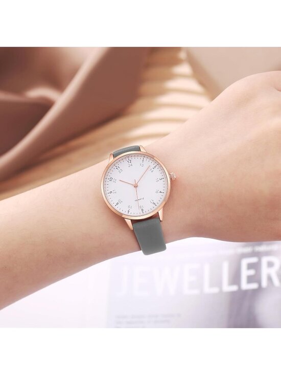 Women\'s Grey Analog Case Quartz Fashion Leather Mesh Strap Round Wrist Watch